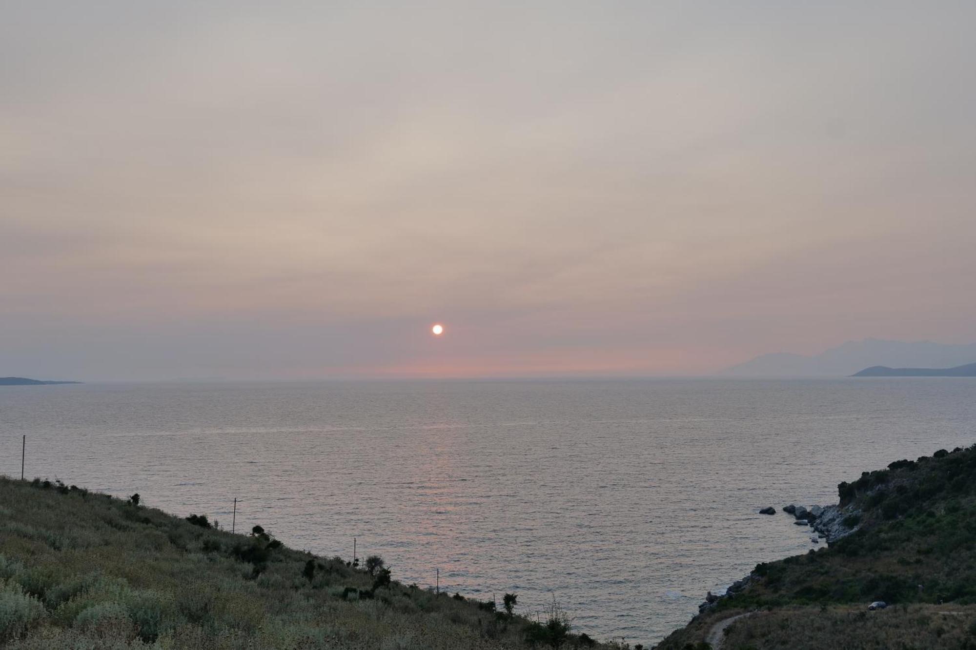 Twins Sarandë
